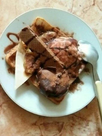 Langkah Mudah untuk Membuat Resep Banana Split topping Ice Cream + Keju 💗 yang Lezat Sekali Anti Ribet, Sempurna