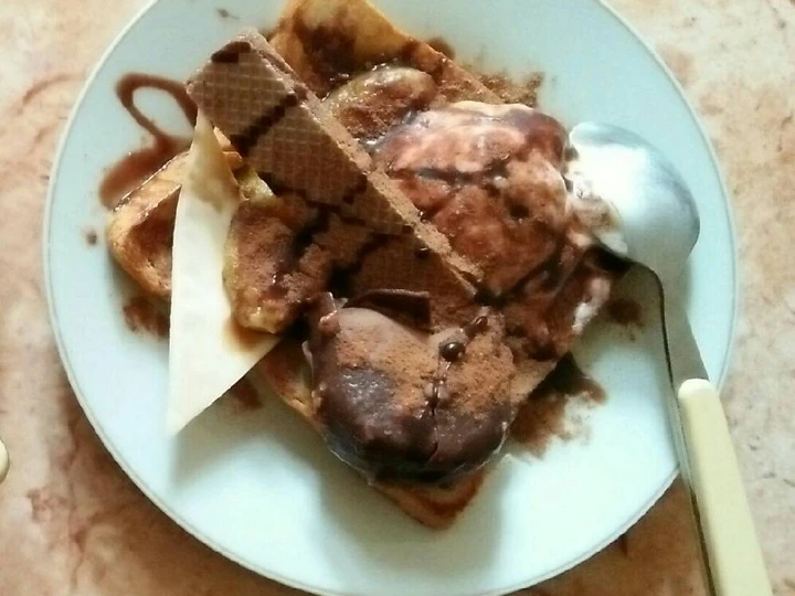 Langkah Mudah untuk Membuat Resep Banana Split topping Ice Cream + Keju 💗 yang Lezat Sekali Anti Ribet, Sempurna