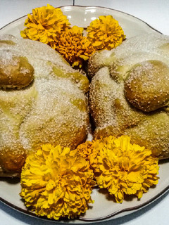 Una foto de Pan de muerto