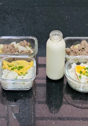 Hình của món Cơm Hộp - Lunch Box.
