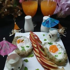 A picture of Baked egg with potato 🥔 and boil egg 🥚🥚.