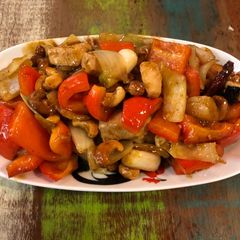 Quick Chicken and cashew nut stir fry A picture of Quick Chicken and cashew nut stir fry.
