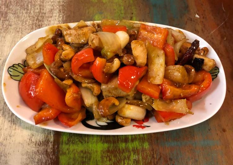 Easiest Way to Make Super Quick Homemade Quick Chicken and cashew nut stir fry