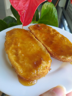 Una foto de Torrijas con miel 🥖🍯
