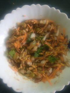பேல் பூரி(bhel puri recipe in tamil) செய்முறை முக்கிய புகைப்படம்