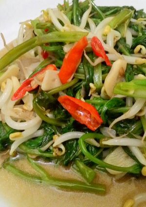 Foto resep Tumis Kangkung Toge