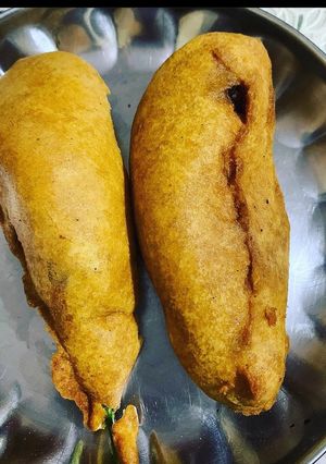 A picture of Mirch ke pakode.