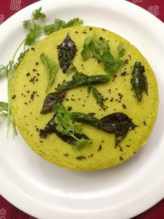 கமன் டோக்லா(kaman dhokla) செய்முறை முக்கிய புகைப்படம்