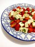 Salada de ricota com tomate cereja