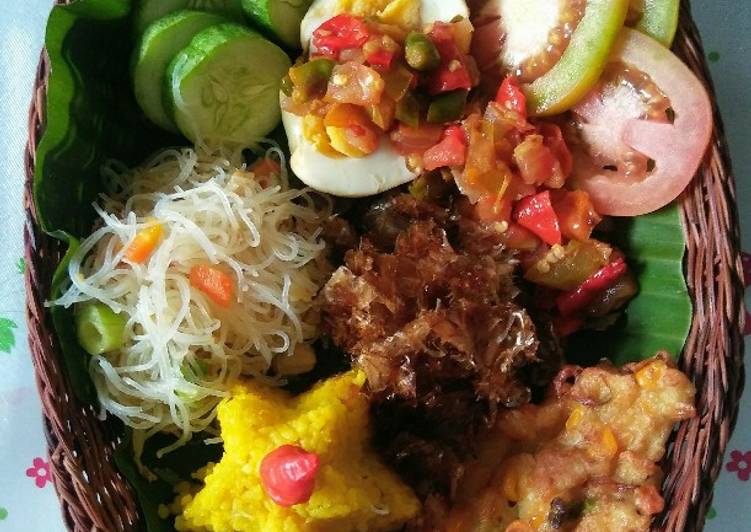 Resep Nasi kuning manado dgn tumis ikan cakalang dan sambal dabu2, Enak Banget