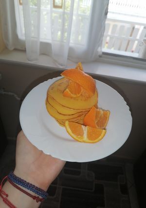 O poză a rețetei Pancakes cu portocale.