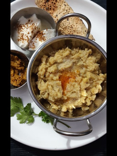 A picture of Gujarati mix dal khichdi.