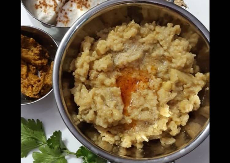 How to Prepare Award-winning Gujarati mix dal khichdi