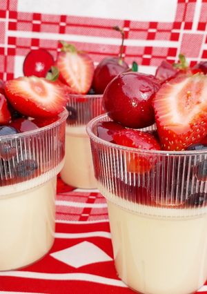 Una foto de Pannacotta con Frutos Rojos 🍒🍓