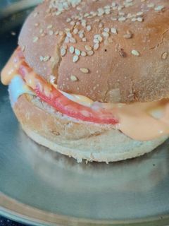 बर्गर रेसिपी (Veritable Burger) रेसिपी मुख्य फोटो