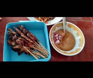 Praktis, Menyajikan Sate Ayam Ponorogo teflon Yummy Mantul