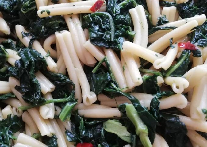 Passaggi a Preparare Fatto in casa super veloce Pasta con cavolo nero😋