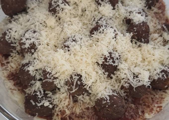Ini dia! Bagaimana cara buat Spaghetti Meatballs/Bola Daging  gurih