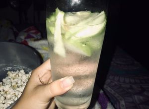 Una foto de Refresco de manzana verde