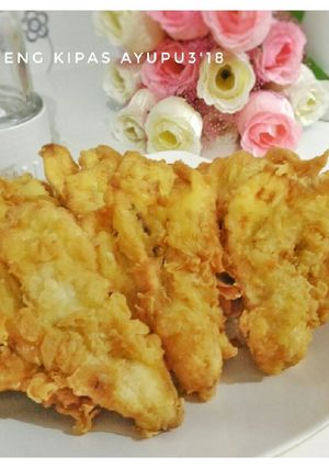 A picture of Crispy and Crunchy Fan-Fried Bananas.