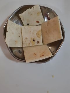હલવો (Halwa Recipe In Gujarati) રેસીપી મુખ્ય ફોટો