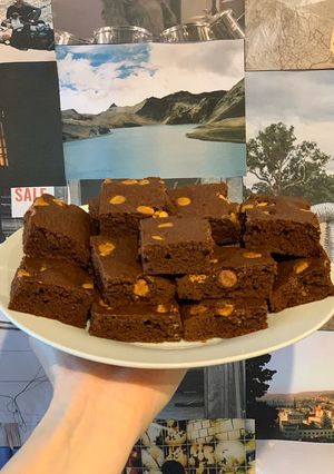 A picture of Cakey brownies.