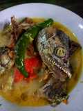 Asem Asem Kepala Ikan Tengiri Versi Santan