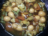 Semur telur puyuh dan sayuran