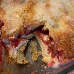 A picture of Cherry cheesecake cobbler.