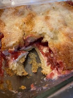 A picture of Cherry cheesecake cobbler.