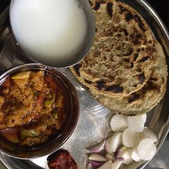 A picture of Millet roti.