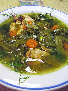 Foto principal de Sopa de judías planas con carne de pollo al eneldo