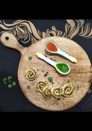 पिनवील रोल्स (pinwheel rolls recipe in Hindi) रेसिपी मुख्य फोटो