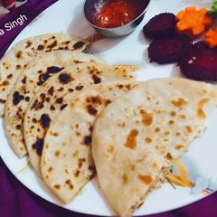 A picture of Sattu paratha.