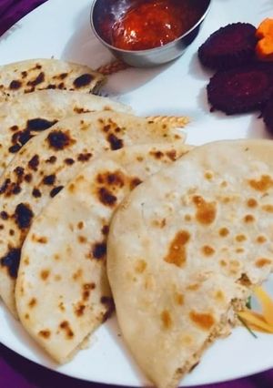 A picture of Sattu paratha.