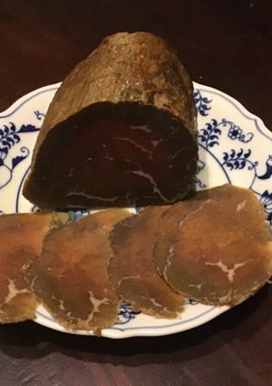 A picture of California Farm Cured Carpaccio.
