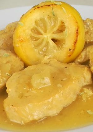 Una foto de Pollo al limón🍗🍋