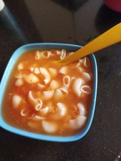 टोमेटो मैकरोनी सूप (Tomato macaroni soup recipe in hindi) रेसिपी मुख्य फोटो