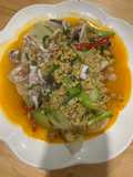 ปลาหมึกผัดผงกะหรี่
