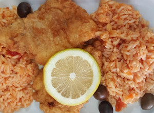 Foto de Filetes de Pescada com Arroz de Tomate