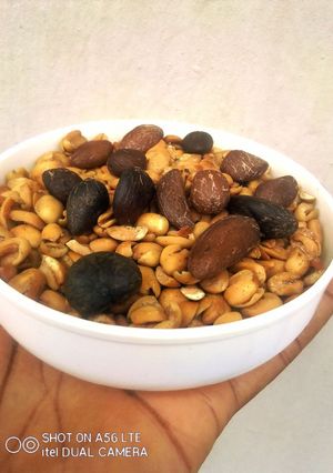 A picture of Aki na Ukwa(Palm Kernel Nut and Toasted African Bread Fruit).