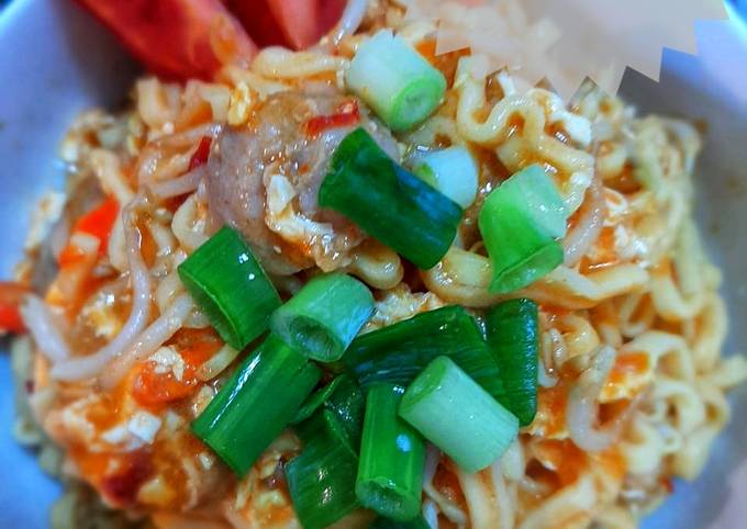 Bagaimana Menyiapkan Spicy Curry Ramen yang Lezat