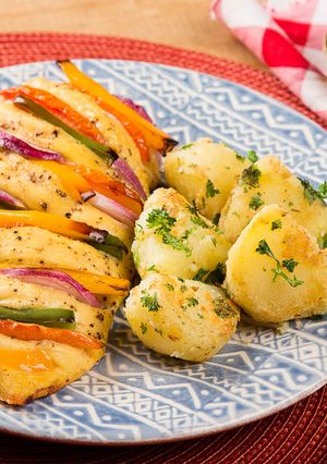 Una foto de Pechugas con Vegetales