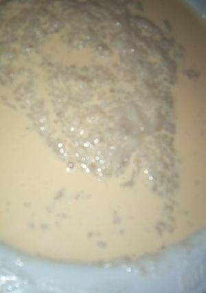 A picture of Oats and milk.