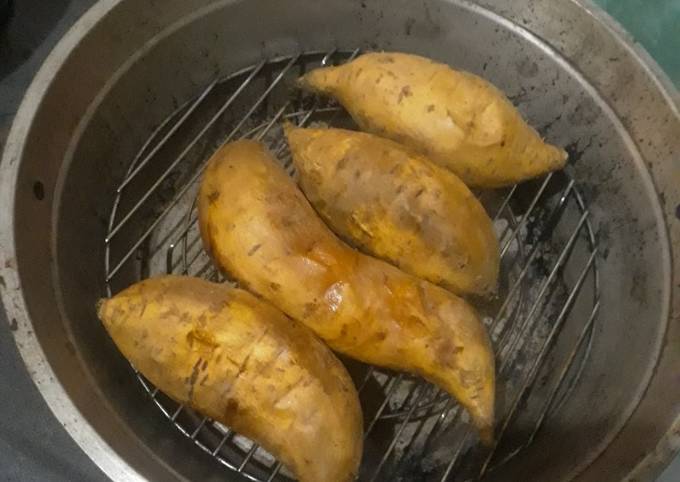 Resep Ubi cilembu panggang dengan baking pan oleh Dapur_nisa - Cookpad