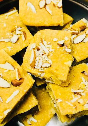 A picture of Besan Barfi.