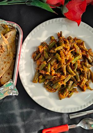 स्वादिष्ट मसाला भिंडी रेसिपी मुख्य फोटो