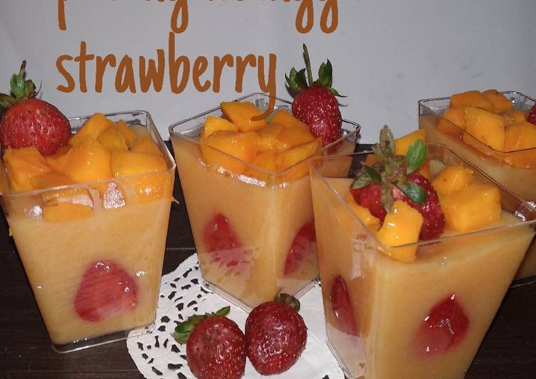 Recipe: Tasty *Pudding mangga strawberry*