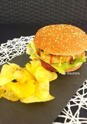 Una foto de Hamburguesa de atún y quinoa