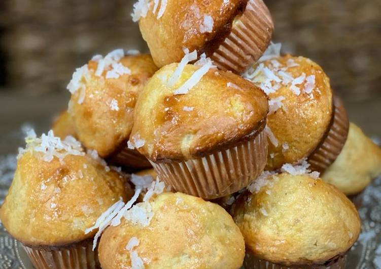 Recipe of Tasty Lemon Muffins 🧁